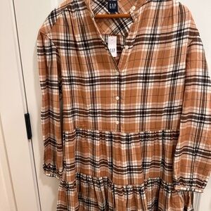 GAP Tan and Brown Plaid dress
